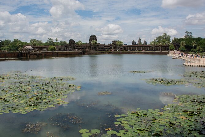Private Sunrise Angkor Wat Tour with pickup from your hotel - How to Prepare: Clothes, Shoes, and the Stuff You Should Leave Behind