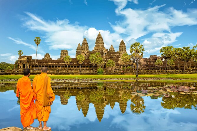 Private Temples Guided Tour (Angkor Wat, Ta Prom & Angkor Thom) - Bayon after sunrise: the faces and the symbolism
