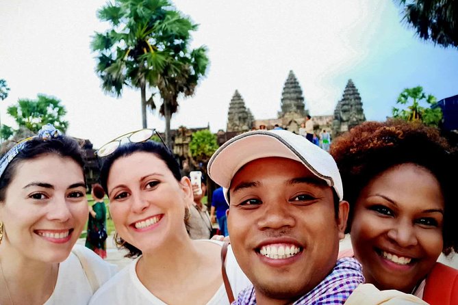 Private Tour Angkor Wat - Pre Rup pyramid views: a clean finish before you head back