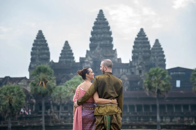 Professional Photo Shoot in Angkor Archaeological Park, Siem Reap - Angkor Wat at Dawn: Poses, Light, and Getting the Frame Right