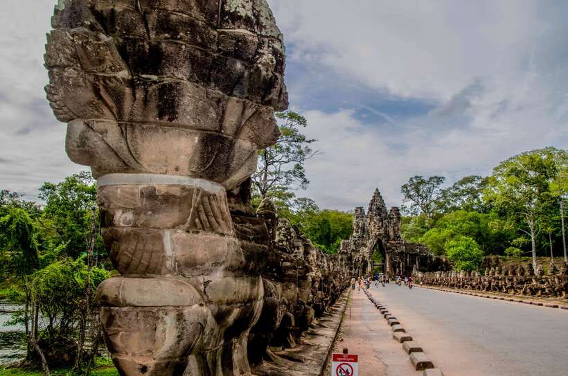 Seat-In-Coach: Small Circuit tour with Sunrise at Angkor Wat - Ta Prohm: jungle vines, broken stone, and that cinematic feel