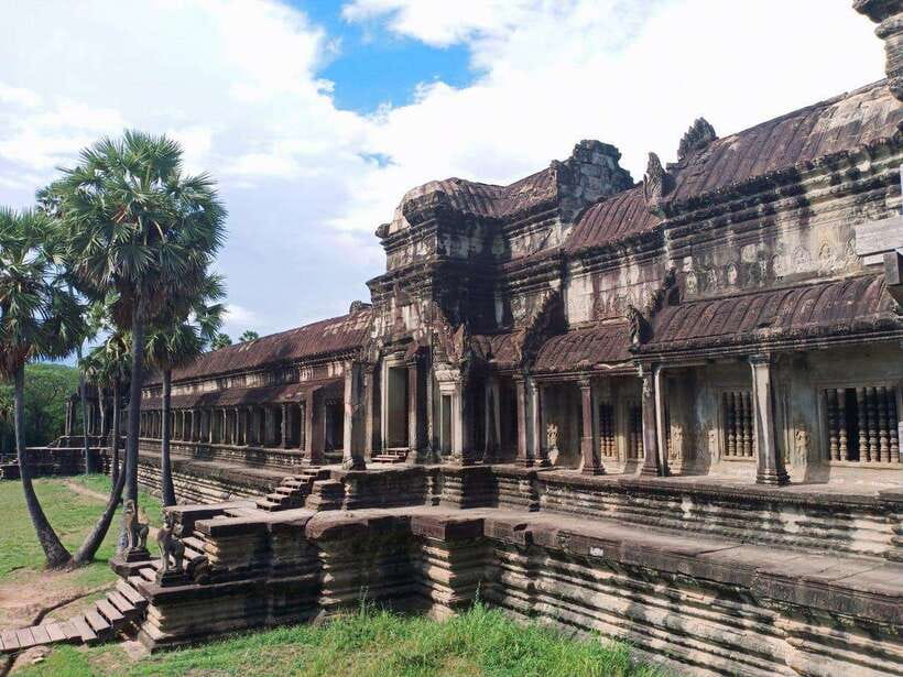 Sharing Trip to Angkor Temple with sunset - What to pack for Angkor heat, dust, and long walks