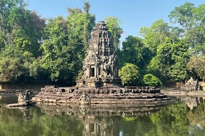 Siem Reap 2-Day Private Angkor Wat Tour with Sunrise - Day 1 in Siem Reap: South Gate smiles to Ta Prohm trees