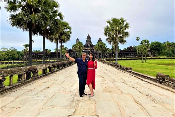 Siem Reap 2 Days Private Tour Angkor Wat and Floating Village - Who this private tour is best for
