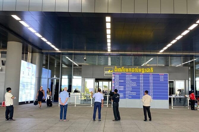 Siem Reap Airport Taxi Transfer - City Center Hotels - Price and Value: What $25 Per Person Really Buys