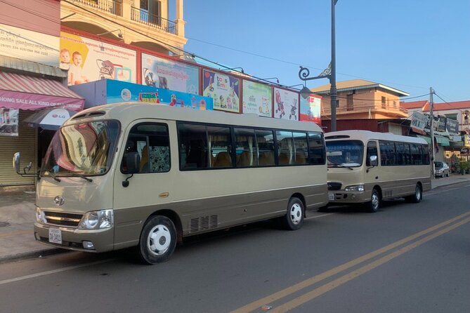 Siem Reap Angkor Airport Shuttle Bus (from Airport to Hotel) - Getting found fast: the meet-and-greet at the airport exit gate