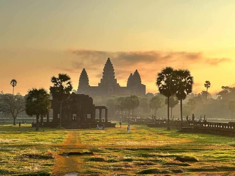 Siem Reap: Angkor Wat Private Tour with Sunrise - Key things that make this tour worth your time