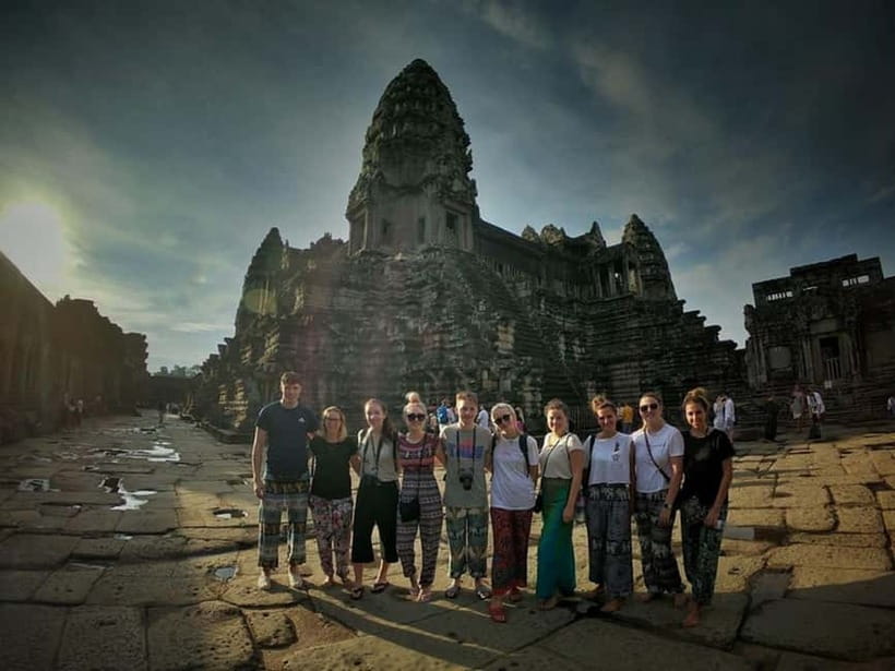 Siem Reap: Angkor Wat Private Tour with Sunrise - Quick reality check: who this tour fits best