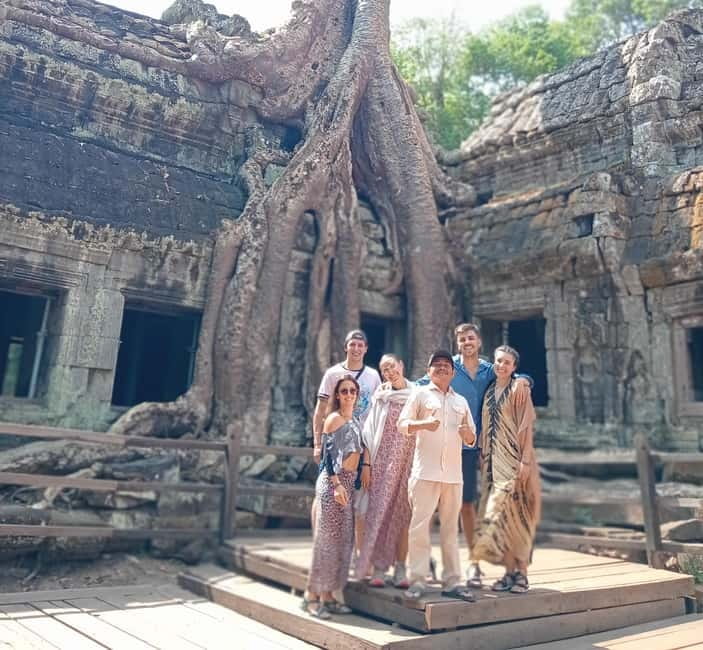 Siem Reap: Angkor Wat Small-Group Day Tour - Angkor Thom Core: South Gate Faces, Bayon Smiles, and Stone Terraces