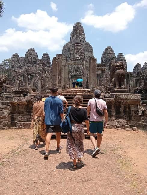 Siem Reap: Angkor Wat Small-Group Day Tour - The Guides Matter: Languages and a Couple of Real Names You Might Meet