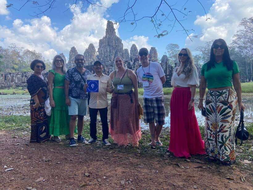 Siem Reap: Angkor Wat Small Group Tour with Spanish Guide - Spanish Guide Makes Angkor Easier to Read