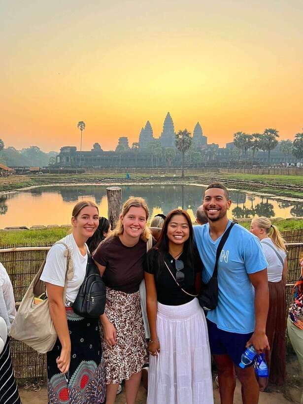 Siem Reap: Angkor Wat Sunrise and Full-Day Sightseeing Tour - Bayon at Angkor Thom: the smiling faces land better with context
