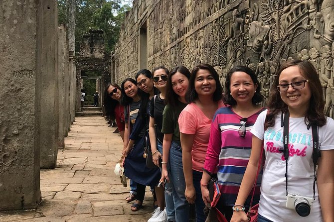 Siem Reap: Angkor Wat Sunrise Explore The Most Iconic Temples - Stop 5: Tonle Om Gate causeway and the gods-and-demons vibe