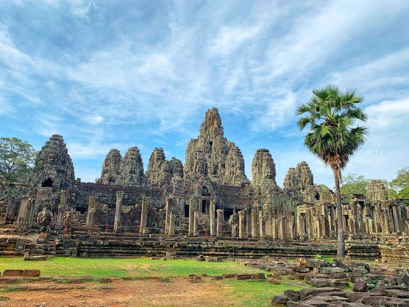 Siem Reap: Angkor Wat Sunrise for Group or Private Tours - Sunrise at Angkor Wat: Why the early morning matters