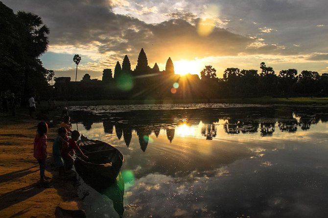 Siem Reap Angkor Wat Sunrise or Sunset Explore The Temples +Guide - Getting to the temples: pickup, air-conditioned comfort, and timing