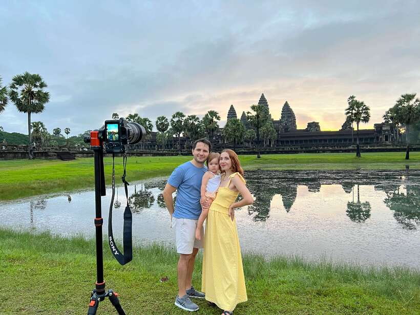 Siem Reap: Angkor Wat Sunrise Tour via Tuk Tuk & Breakfast - Breakfast at a local family restaurant: Khmer comfort food, not just a meal stop