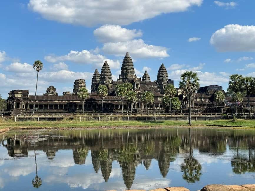 Siem Reap: Angkor Wat Tour with French-Speaking Guide - Entering Angkor: Pickup Times, Ticket Reality, and Dress Code