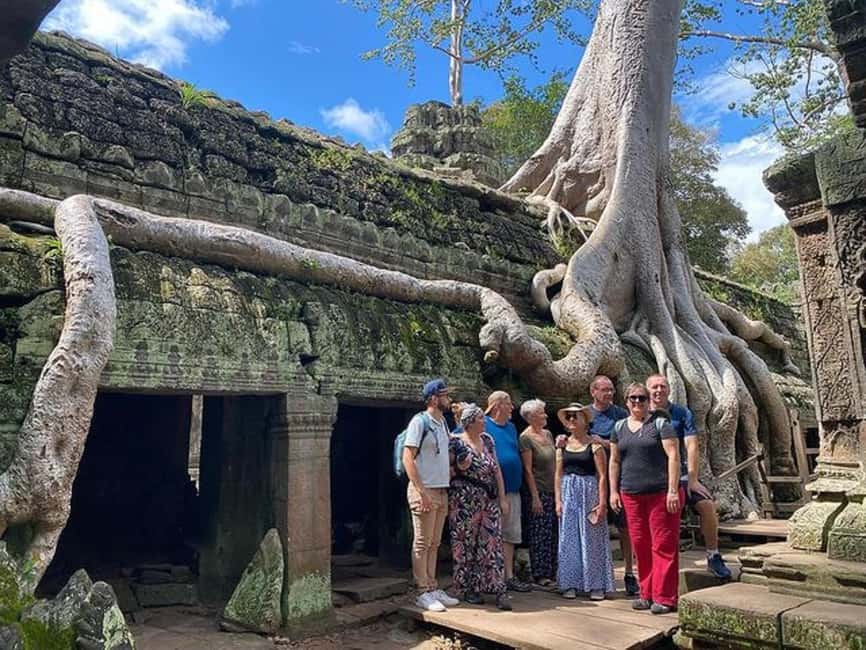 Siem Reap: Angkor Wat Tour with French-Speaking Guide - Choosing 1 Day or 2 Days: Small Circuit vs Grand Circuit + Banteay Srei