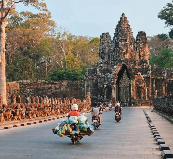 Siem Reap: Angkor Wat Tour with Italian-Speaking Guide - Dress Code and Temple Rules: Plan Clothes Before You Plan Photos