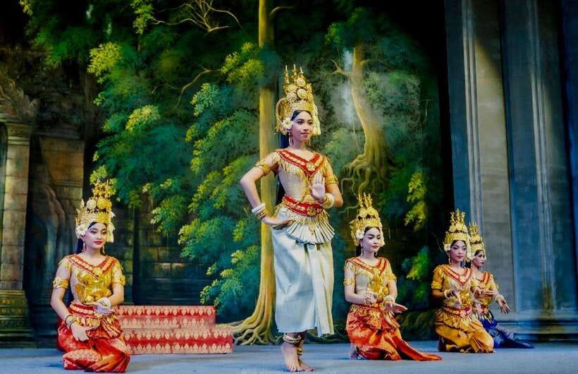Siem Reap: Apsara Dance Show with Buffet Dinner & Tuk-Tuk... - Why the Apsara show plus dinner format works in Siem Reap