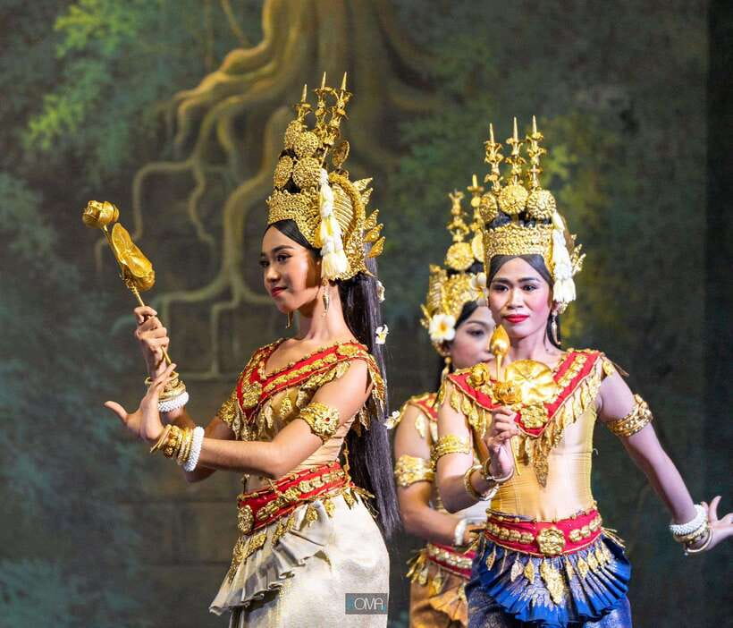 Siem Reap: Apsara Dance Show with Buffet Dinner & Tuk-Tuk... - What you’ll see in the Apsara dance performance