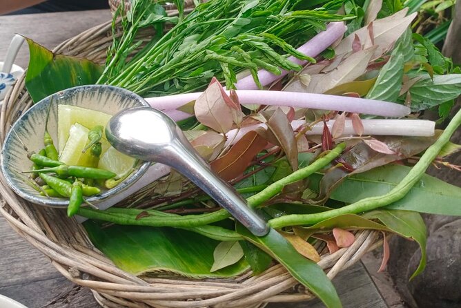 Siem Reap Authentic Breakfast and Market Tour - Tuk-Tuk Pickup, a 7:30am Start, and a Group That Stays Friendly