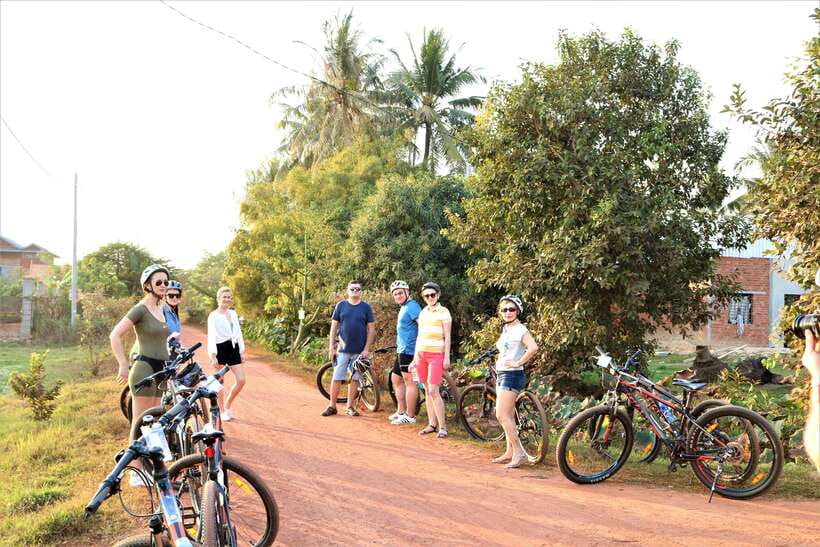 Siem Reap: Bike Rental - What to pack (and what to leave behind)