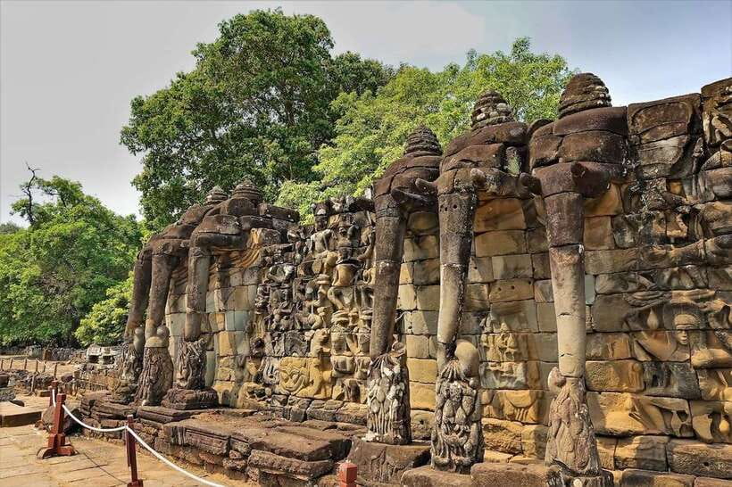 Siem Reap: Bike the Angkor Temples - Full-Day 30km Tour - Ta Prohm in the Afternoon: Tree Roots, Moss, and Shade Strategy