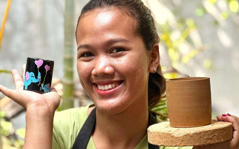 Siem Reap: Cambodian Pottery Class - Teachers, language, and the learning style that keeps it moving