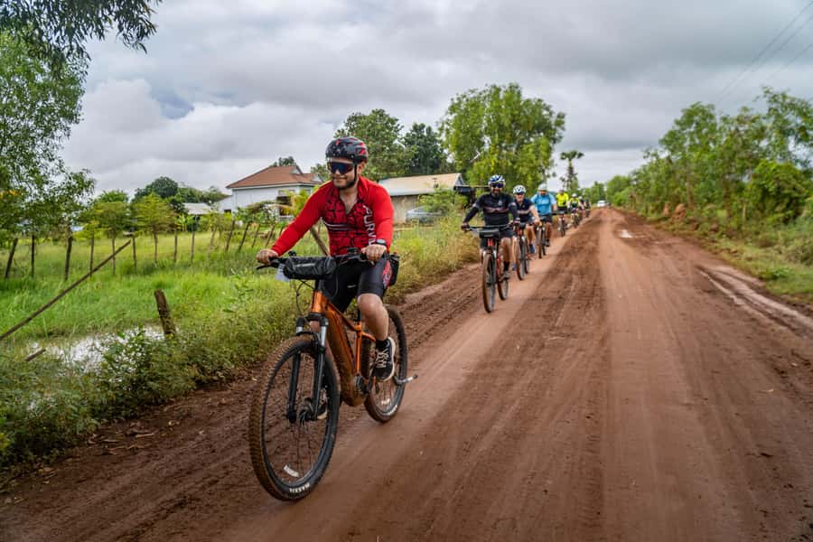 Siem Reap City Haft Day Bike Tour - Wat Thmey Killing Field Memorial: history you can’t ignore, explained with care