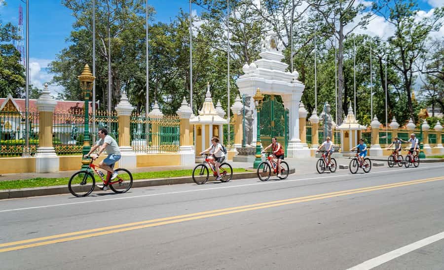Siem Reap City Haft Day Bike Tour - Royal Independence Gardens and the Preah Ang Chek Preah Ang Chorm Shrines