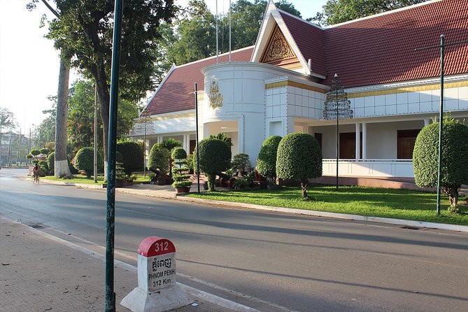 Siem Reap City Tour - Artisans d’Angkor: Local Crafts with a Built-In Story
