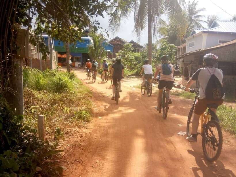 Siem Reap: Countryside Cycle and Local Village Life Tour - Trail bikes and effort level: 15–20km of easy riding