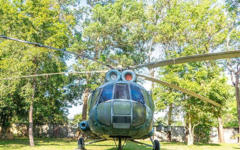 Siem Reap: Countryside Jeep Tour / SUV Car Available - West Baray photo stop: a calm finish with guided sightseeing
