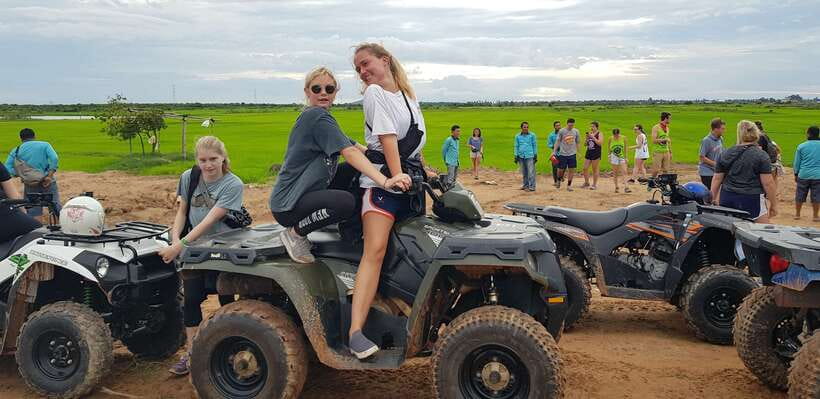 Siem Reap: Countryside Quad Bike Sunset Adventure - Getting out of Krong Siem Reap: tuk-tuk to the countryside start point