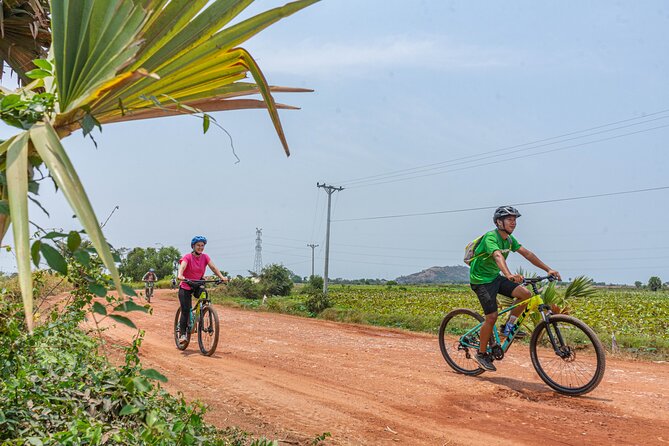 Siem Reap Countryside Sunset Bike Tour / E-Bike or Tuk Tuk - Why Siem Reap sunset feels better by bike than by car