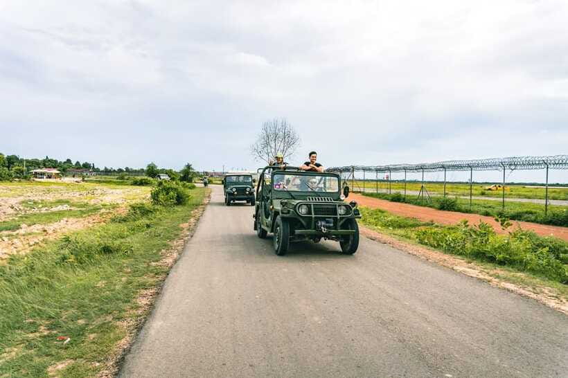 Siem Reap: Countryside Sunset Jeep Tour / SUV Available - Traditional village time: rice fields, farms, and the work behind the views