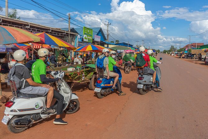 Siem Reap Countryside Sunset Vespa Tour / Tuk Tuk Available - Chreav Village for Rural Siem Reap Life (Plus Time to Look Around)