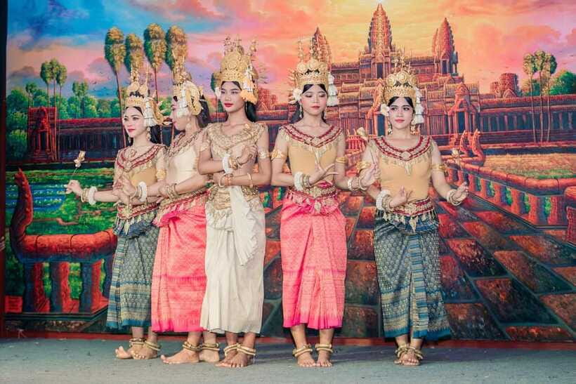 Siem Reap: Dinner and Traditional Show with Hotel Transfer - Practical Tips That Make This Evening Smoother