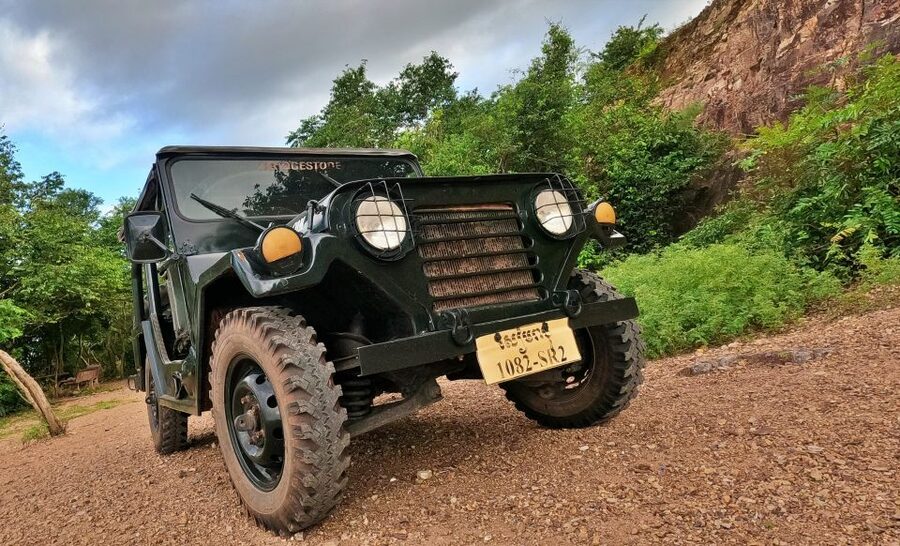 Siem Reap - Discover Angkor Wat by Jeep - Why a Classic Vintage Jeep Changes Your Angkor Day