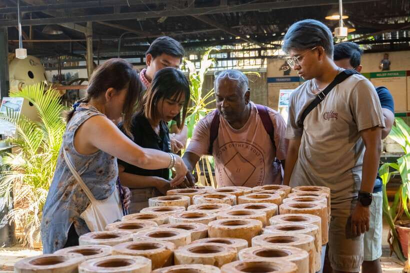 Siem Reap Evening Food Tour - On Promotion Price limit Offer - Who this tour is best for (and who should skip)