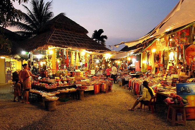 Siem Reap Evening Street foods Tours by Tuk Tuk - Transport and Group Size: The Comfort Sweet Spot