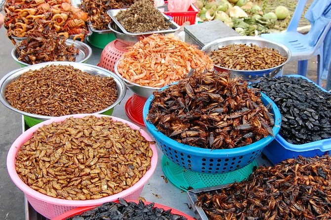 Siem Reap Evening Street foods Tours by Tuk Tuk - Fried Crickets and Food Safety: How to Handle the Adventurous Bites