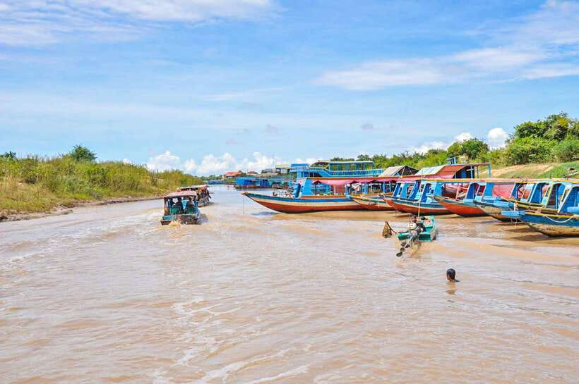 Siem Reap: Floating Village and Sunset Private Boat Tour - Siem Reap to Tonle Sap: the afternoon pace that works
