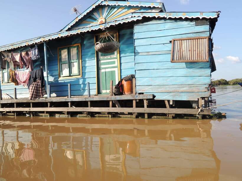 Siem Reap: Floating Village Half-Day Tour - Crocodile and fish farm: local trades, with an ethics check