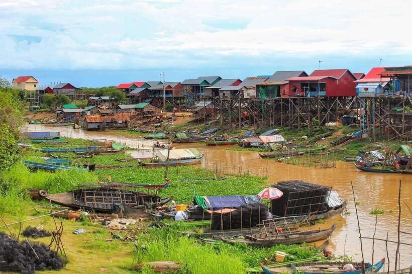Siem Reap Floating Village Tour, Kompong Phluk Tour - Wat Kampong Phluk and the school stop: what you’re really visiting