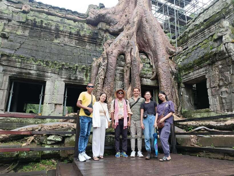 Siem Reap: Full-Day Angkor Wat Guided Tour with Sunset - Price and logistics: what the $15 does (and doesn’t) cover