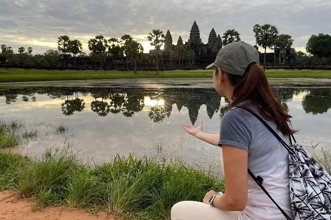 Siem Reap Full Day Angkor Wat Tour Small Group - Stop 1: Angkor Wat for bas-reliefs and the big-spire view