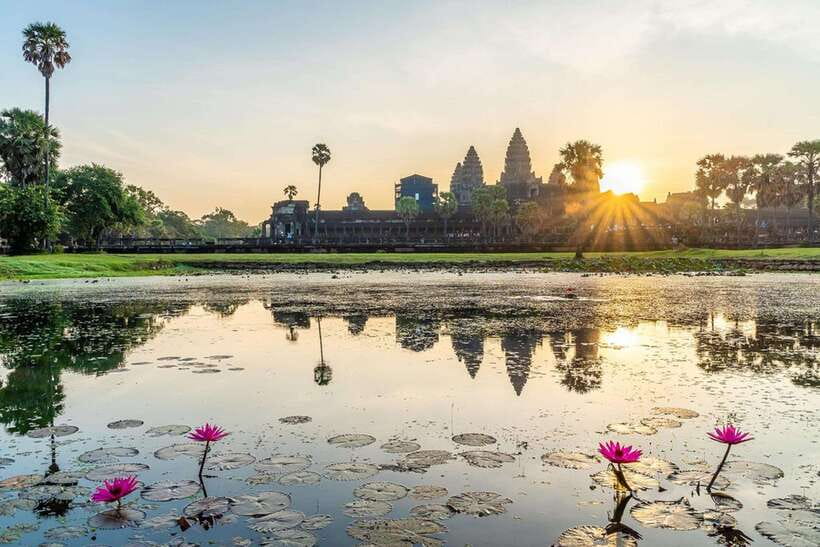 Siem Reap: Full-Day Tuk-Tuk Tour of Angkor Wat Temples - How the Tuk-Tuk Temple Loop Works From Siem Reap