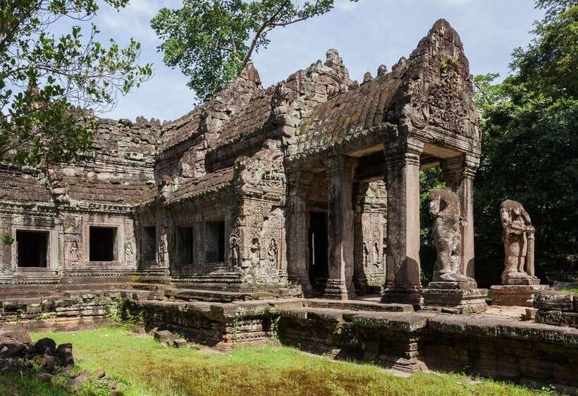 Siem Reap: Grand Circle Temples Tour With Private Tuk-Tuk - Stop by stop: Preah Khan to Pre Rup in the Grand Circle
